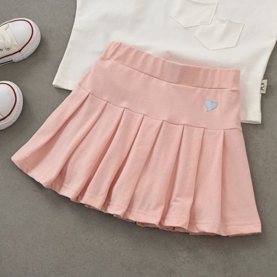 【2Y-15Y】Girls Casual College Heart Shape Embroidered Pleated Skirt - 33279