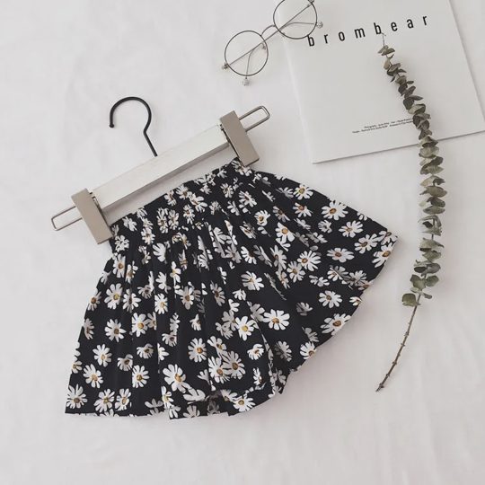 【18M-8Y】Girls' Cute Ditsy Floral Daisy Shorts
