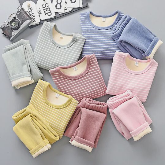 【18M-10Y】2-piece Kids Thickened Fleece Striped Loungewear Set
